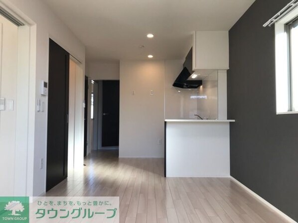 アベニュー仁戸名3の物件内観写真